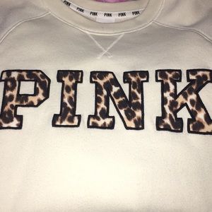FIERCE PINK BRAND ANIMAL PRINT SWEATSHIRT!